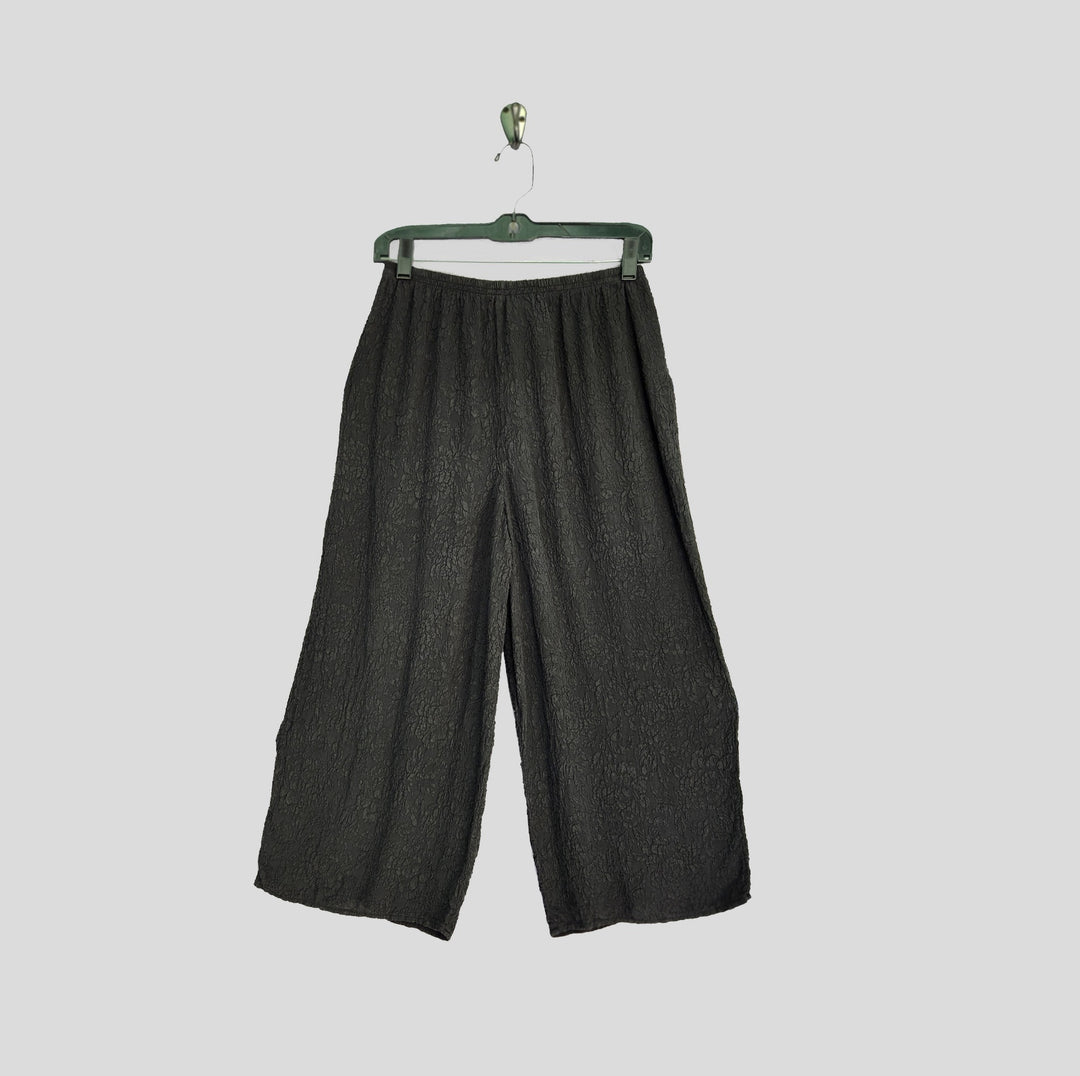 Boat Pants in Black Textured Silk